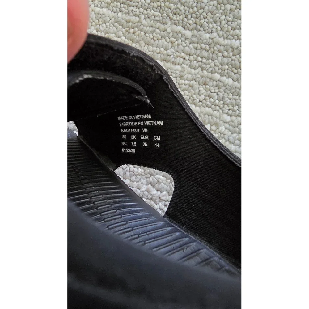 Nike Sunray Adjust 5 V2 Toddler Sandals Black White AJ9077-001 Size 8C